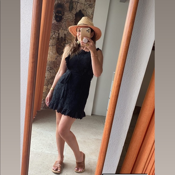 Meet your Posher, Hayley - Picture 2 of 4